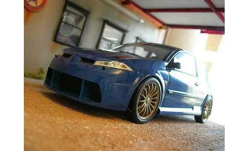 Renault Megane MTK 1/18 Norev vampire bleue miniature