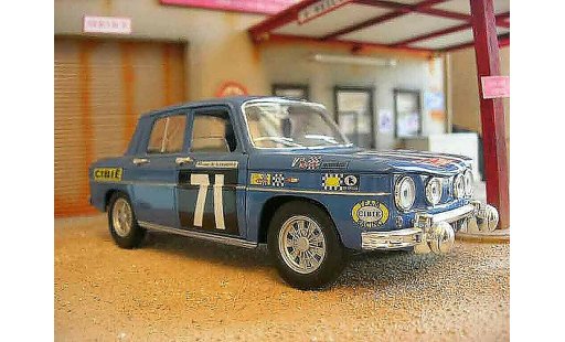 Renault 8 Gordini 1/18 Solido rallye miniature
