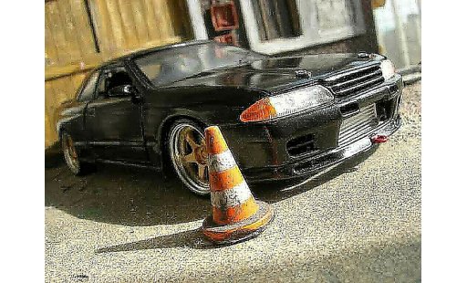 Nissan Skyline R32 1/18 Kyosho gtr tuning miniature
