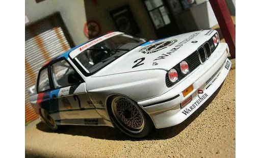 Bmw M3 coupe 1/18 Minichamps DTM E30 warsteiner miniature