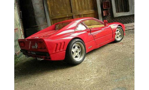 Ferrari 288 GTO 1/18 Burago rouge jantes f40 miniature