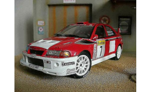 Mitsubishi Lancer Evolution VI 1/18 Autoart WRC 2001 Makinen Monte Carlo rouge miniature