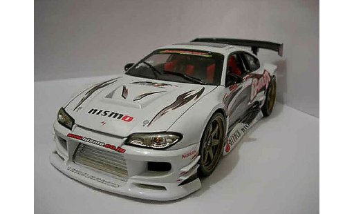 Nissan Silvia S15 1/18 Muscle Machines  miniature
