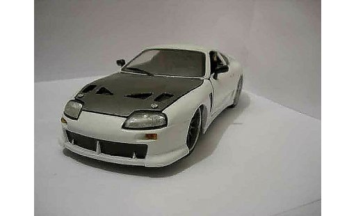 Toyota Supra Base 1/18 Racing Champion blanche tuning miniature