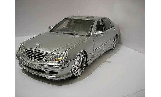 Mercedes Classe S 55 1/18 Playerz amg miniature