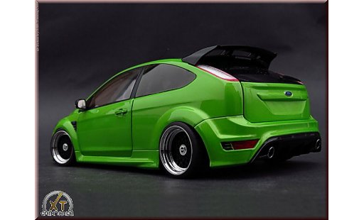Ford Focus RS 1/18 Minichamps verte 2010 jantes BBS 18 pouces miniature
