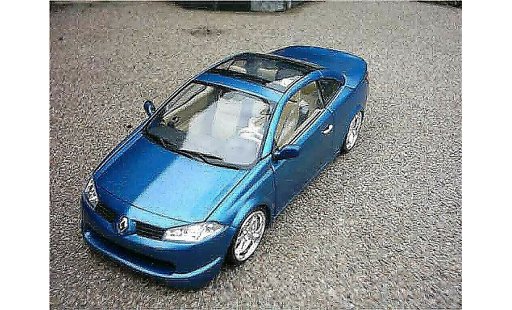 Renault Megane CC 1/18 Solido ocean miniature