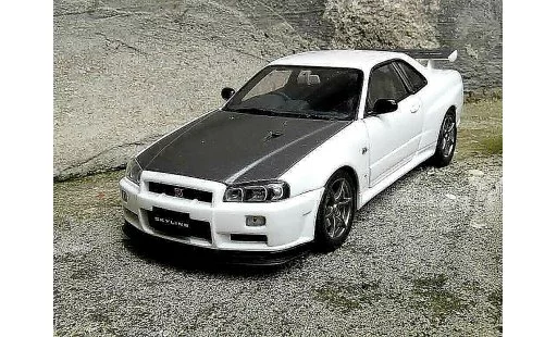 Nissan Skyline R34 1/18 Autoart blanche gn1 miniature