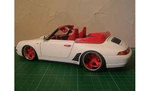 Porsche 911 Cabriolet 1/18 Burago Carrera tuning miniature