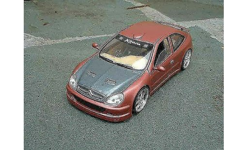 Citroen Xsara tuning 1/18 Solido tuned up miniature