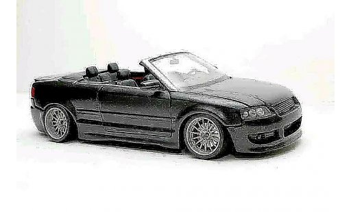 Audi A4 cabriolet 1/18 Welly v6 3l german look noire miniature