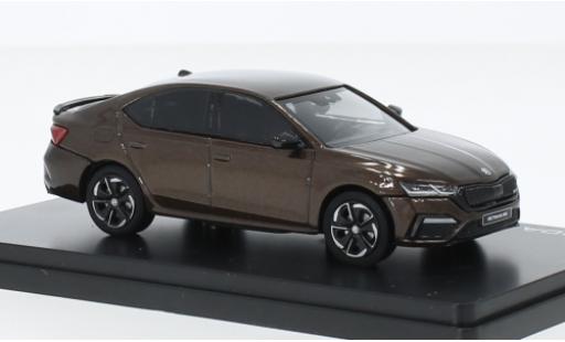 Miniature Skoda Octavia 1/43 Abrex IV RS metallise brun 2020 Skoda Octavia 1/43 Abrex IV RS metallise brun 2020 miniature