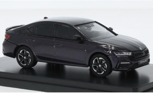 Miniature Skoda Octavia 1/43 Abrex IV RS metallise violette 2020 Skoda Octavia 1/43 Abrex IV RS metallise violette 2020 miniature