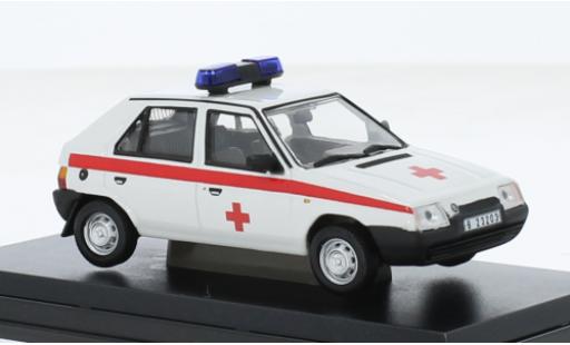 Skoda Favorit 1/43 Abrex 136L Zdravotnicka Slubza Policie 1988 1:43 miniature