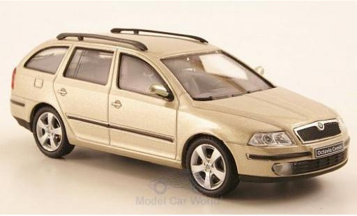 Miniature Skoda Octavia 1/43 Abrex Combi metallise beige 2004 Skoda Octavia 1/43 Abrex Combi metallise beige 2004 miniature