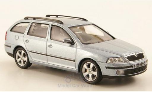 Miniature Skoda Octavia 1/43 Abrex Combi metallise bleue 2004 Skoda Octavia 1/43 Abrex Combi metallise bleue 2004 miniature