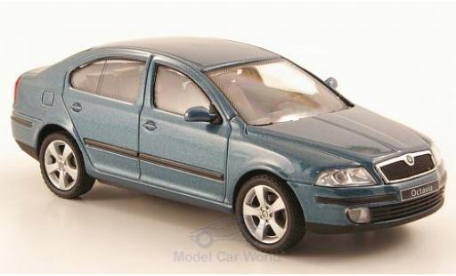 Miniature Skoda Octavia 1/43 Abrex metallise verte Skoda Octavia 1/43 Abrex metallise verte miniature