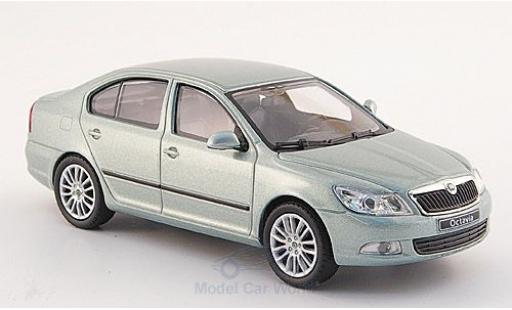 Miniature Skoda Octavia 1/43 Abrex metallise verte 2008 ohne Vitrine Skoda Octavia 1/43 Abrex metallise verte 2008 ohne Vitrine miniature