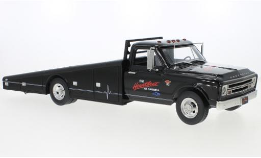 Miniature Chevrolet C-30 1/18 ACME Ramp Truck noire The Heartbeat Of America 1967 Chevrolet C-30 1/18 ACME Ramp Truck noire The Heartbeat Of America 1967 miniature