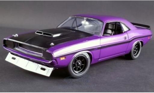 Miniature Dodge Challenger 1/18 ACME violetteee/noire 1970 Dodge Challenger 1/18 ACME violetteee/noire 1970 miniature