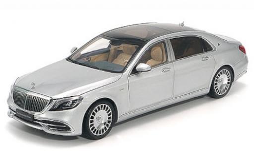 Miniature Mercedes CLA 1/18 Almost Real Maybach Classe S grise 2019 Mercedes CLA 1/18 Almost Real Maybach Classe S grise 2019 miniature