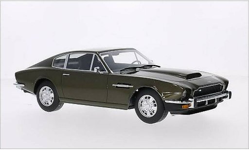 Aston Martin V8 saloon 1/18 CMR metallise olive 1976 miniature