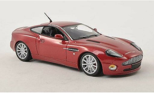 Aston Martin Vanquish s 1/43 Minichamps rouge avec Figur 2004 miniature