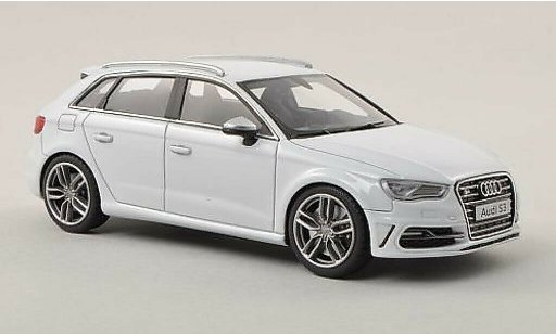 Audi S3 sportback 1/43 Minichamps grise 2013 miniature