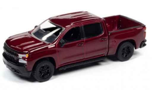 Miniature Chevrolet Silverado 1/64 Auto World Z71 Douane Trail Boss metallise rouge foncé 2019 Chevrolet Silverado 1/64 Auto World Z71 Douane Trail Boss metallise rouge foncé 2019 miniature
