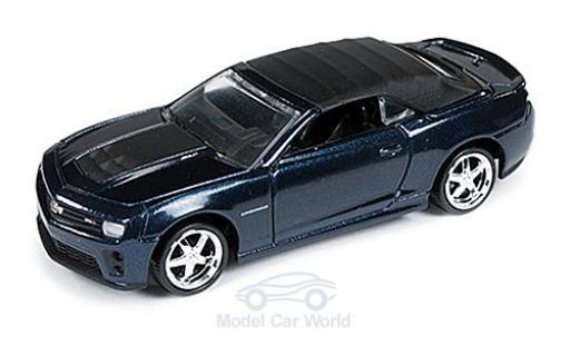 Miniature Chevrolet Camaro 1/64 Auto World ZL1 Cabriolet metallise bleue 2013 ohne Vitrine Chevrolet Camaro 1/64 Auto World ZL1 Cabriolet metallise bleue 2013 ohne Vitrine miniature