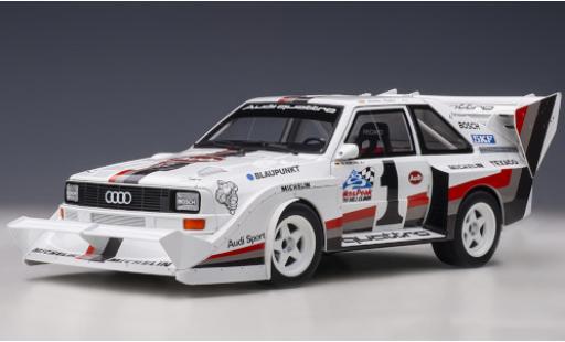 Miniature Audi Sport Quattro 1/18 AUTOart Sport quattro S1 E2 No.1 International Hill Climb Pikes Peak 1987 Audi Sport Quattro 1/18 AUTOart Sport quattro S1 E2 No.1 International Hill Climb Pikes Peak 1987 miniature