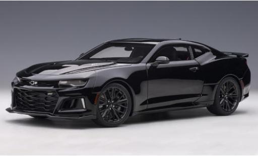 Chevrolet Camaro 1/18 AUTOart ZL1 noire/carbon 2017 miniature