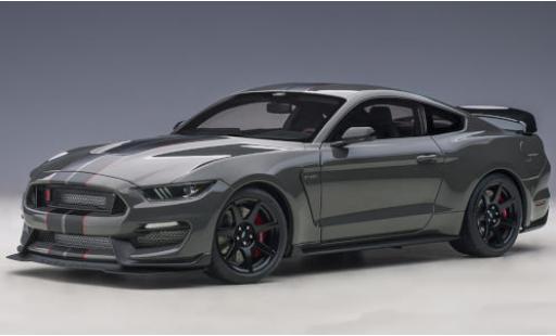 Miniature Ford Mustang 1/18 AUTOart Shelby GT-350R metallise grise/matt-noire 2017 Ford Mustang 1/18 AUTOart Shelby GT-350R metallise grise/matt-noire 2017 miniature