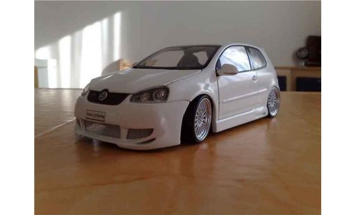 Volkswagen Golf GTI 1/18 Norev blanche jantes bbs miniature