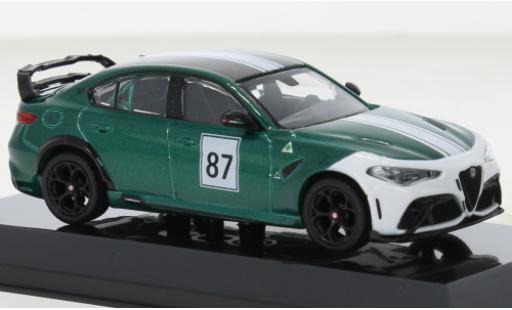 Miniature Alfa Romeo Giulia 1/43 Burago GTA verte/blanche No.87 Alfa Romeo Giulia 1/43 Burago GTA verte/blanche No.87 miniature