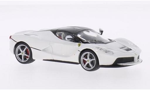 Miniature Ferrari LaFerrari 1/43 Burago La blanche Ferrari LaFerrari 1/43 Burago La blanche miniature