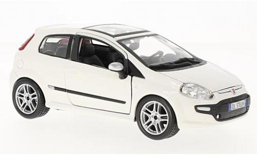Miniature Fiat Punto 1/24 Burago Evo blanche 2010 Fiat Punto 1/24 Burago Evo blanche 2010 miniature