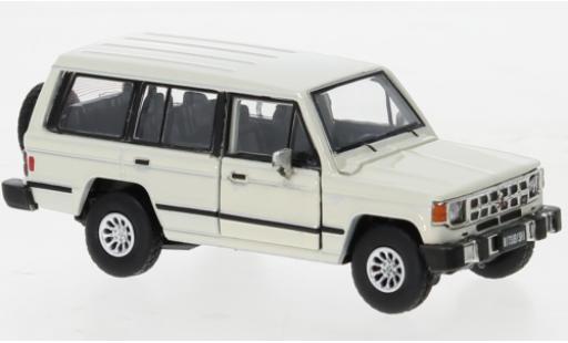 Miniature Mitsubishi Pajero 1/64 BM Creations MK1 beige clair 1983 Mitsubishi Pajero 1/64 BM Creations MK1 beige clair 1983 miniature
