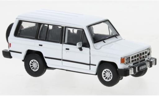 Miniature Mitsubishi Pajero 1/64 BM Creations MK1 blanche Mitsubishi Pajero 1/64 BM Creations MK1 blanche miniature