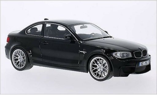Bmw 1M coupe 1/18 Minichamps metallise noire 2011 E82 miniature