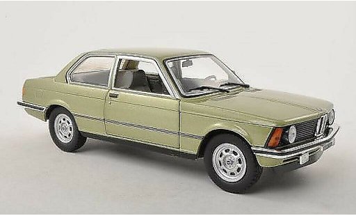 Bmw 318 coupe 1/24 WhiteBox E21 i (E21) verte 1981 miniature