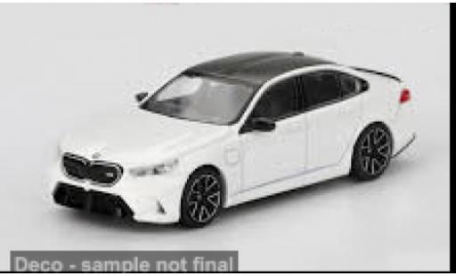 Bmw M5 1/64 Mini GT (G90) blanche 2025 1:64 miniature