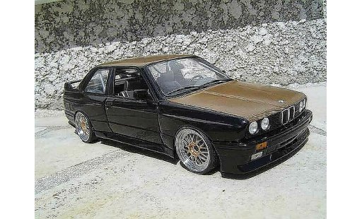 Bmw M3 coupe 1/18 Minichamps E30 noire swap moteur e36 jantes bbs capot kevlar miniature