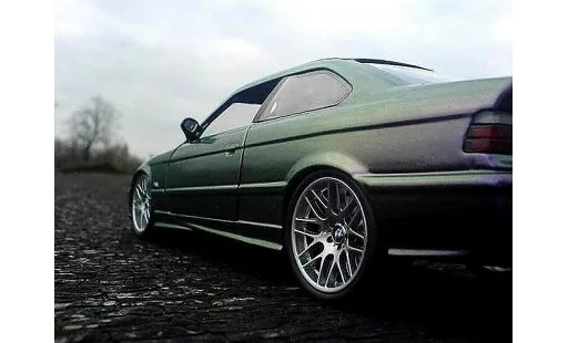 Bmw M3 coupe 1/18 Ut Models E36 peinture cameleon jantes m5 miniature