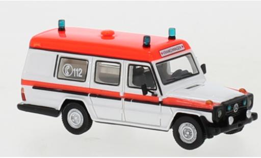 Miniature Mercedes Classe G 1/87 BoS Models G-classe Binz blanche/rouge Ambulance 1985 Mercedes Classe G 1/87 BoS Models G-classe Binz blanche/rouge Ambulance 1985 miniature