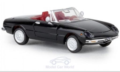 Miniature Alfa Romeo Spider 1/87 Brekina noire 1969 TD Alfa Romeo Spider 1/87 Brekina noire 1969 TD miniature