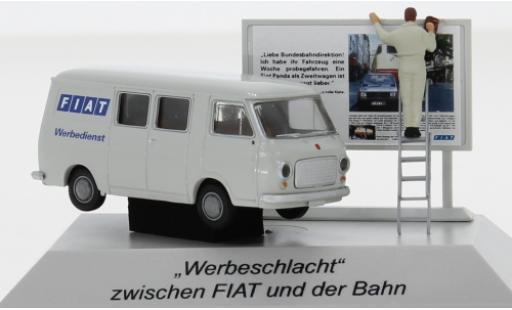 Miniature Fiat 238 1/87 Brekina Halbbus 1966 avec figurine Fiat 238 1/87 Brekina Halbbus 1966 avec figurine miniature