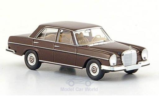 Miniature Mercedes 280 SE 1/87 Brekina SE (W108) marron 1965 Mercedes 280 SE 1/87 Brekina SE (W108) marron 1965 miniature