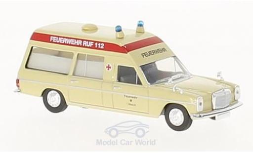 Miniature Mercedes /8 1/87 Brekina Feuerwehr Lübeck Krankenwagen Mercedes /8 1/87 Brekina Feuerwehr Lübeck Krankenwagen miniature