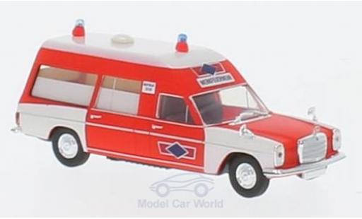 Miniature Mercedes /8 1/87 Brekina KTW Werkfeuerwehr Phoenix Mercedes /8 1/87 Brekina KTW Werkfeuerwehr Phoenix miniature